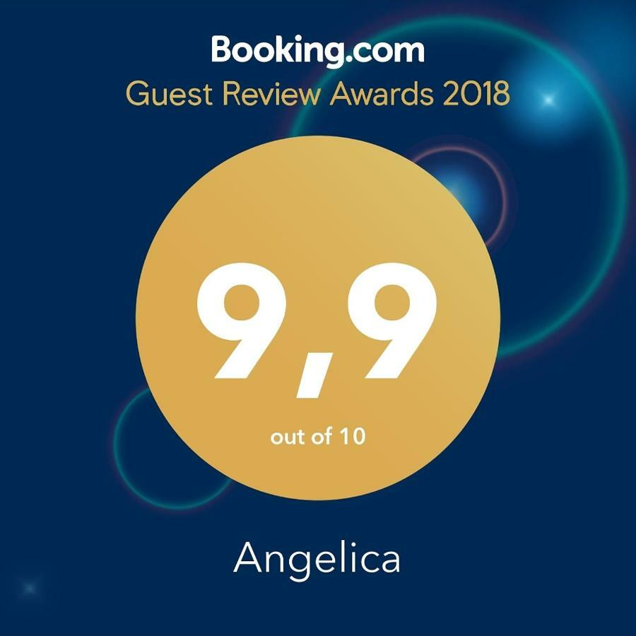 Angelica Nápoles Exterior foto